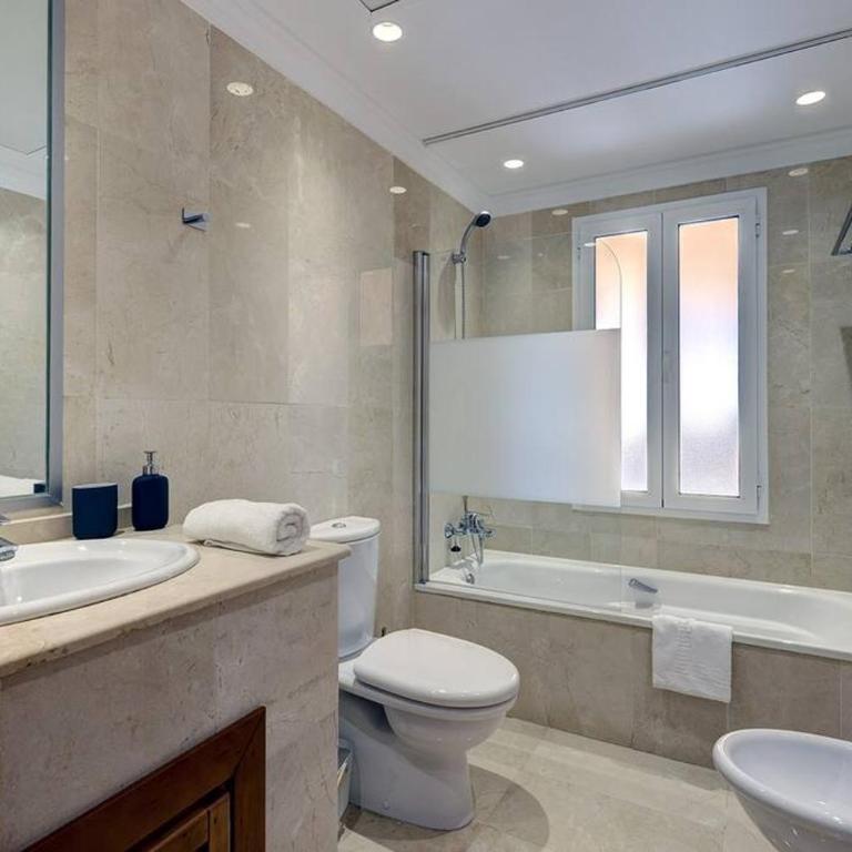 Stunning 2 Bedroom Apartment in Aloha Hill Club - Apartamento de 2 dormitorios - 26