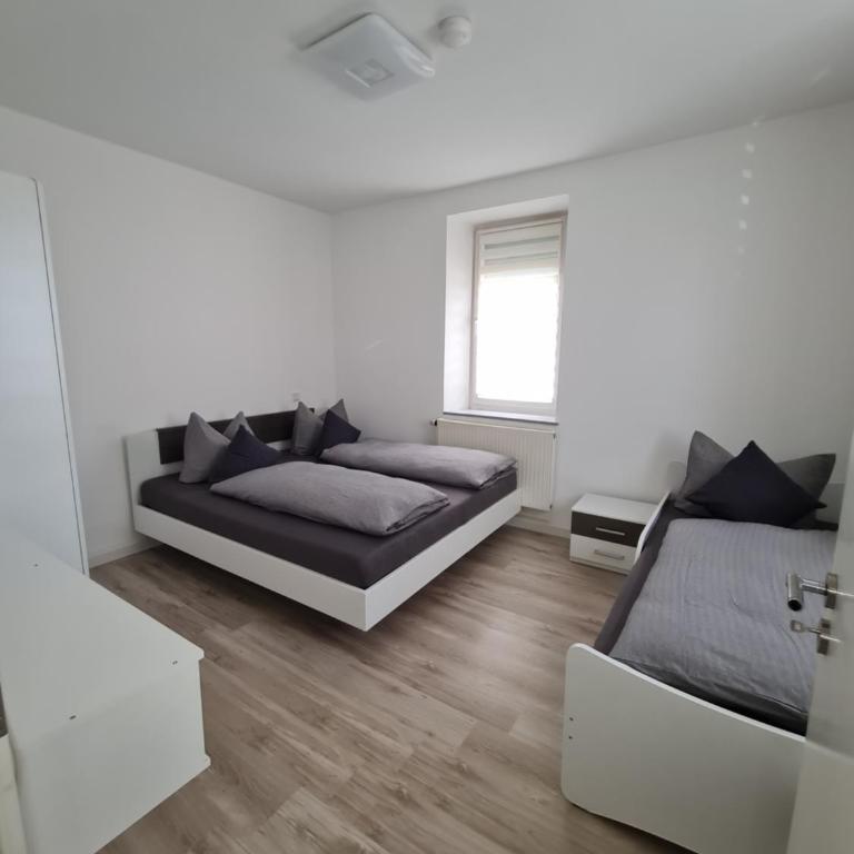 Ganze Wohnung TOP Lage in Kempten (Allgäu) - Appartamento con 3 Camere da Letto - 6
