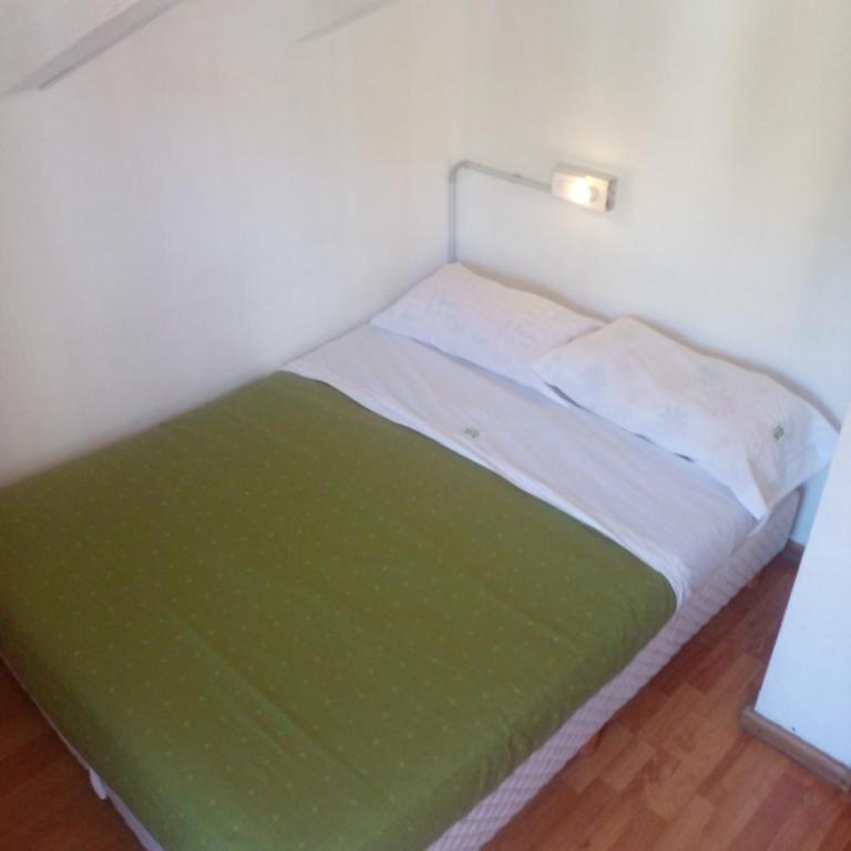 Hostel Piltri - Single Bed in Dormitory Room - 1