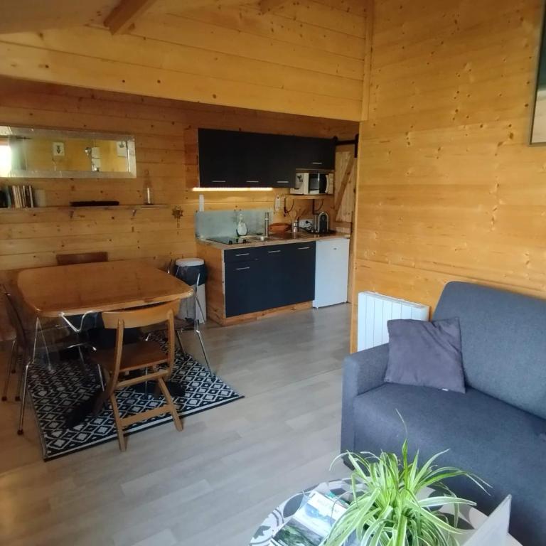 Gîte Les Chalets du Fliers à Verton Meublés de tourisme classés 2 étoiles - Casa - 38