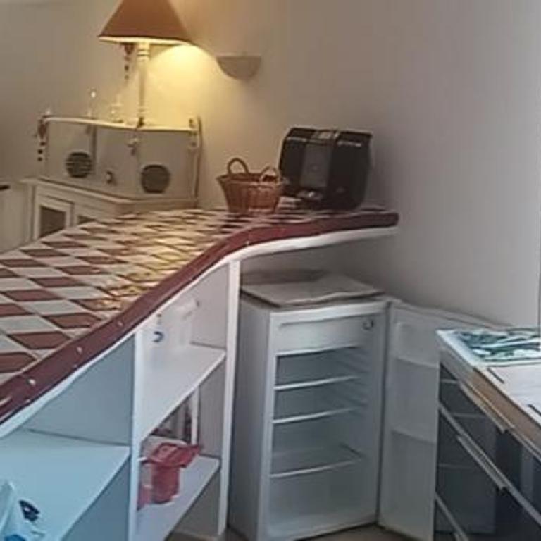 Duplex de charme avec terrasse au coeur du village - Appartement en Duplex - 8
