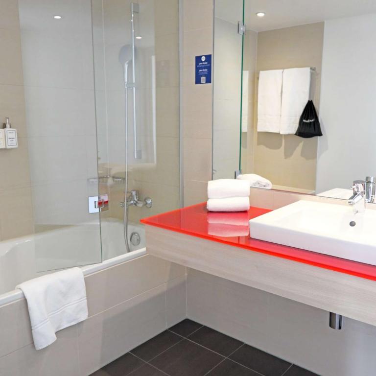 Park Inn by Radisson Linz - Junior Suite - 19