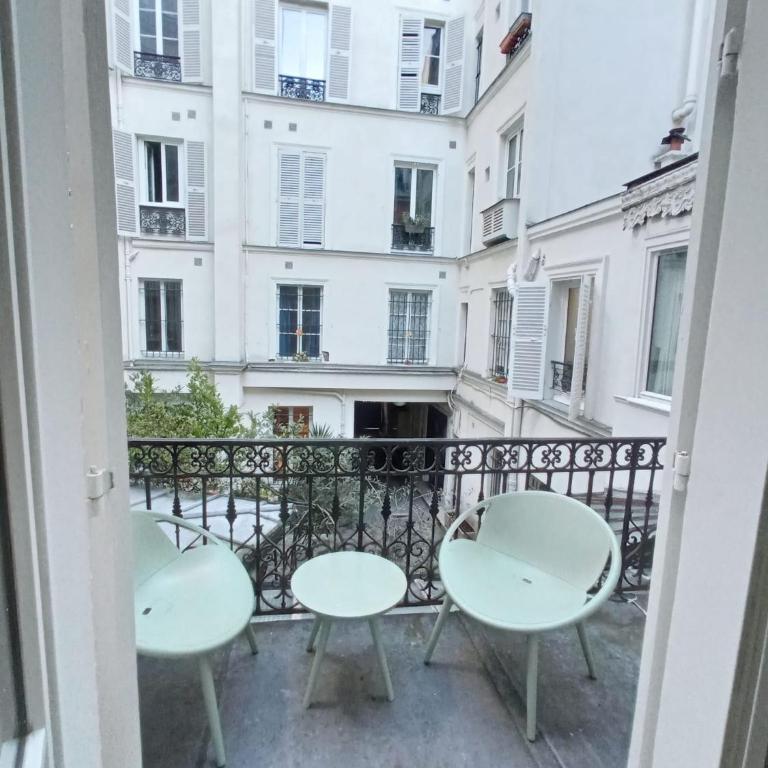 Yuna Blanche - Serviced Apartments - Appartement 2 Chambres avec Balcon - Dans Cour Calme - 60 m² - 22