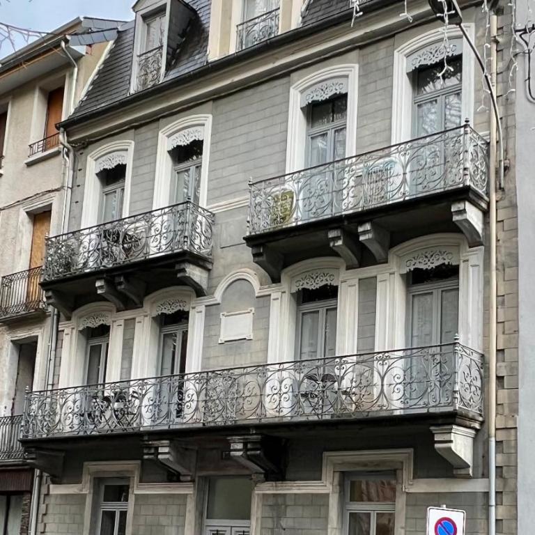 Newly Renovated Ground Floor Apartment close to Thermes - Appartamento con 2 Camere da Letto - 10