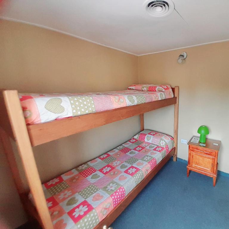 Hostel Elal - Habitación Doble con baño compartido - 2 camas - 3