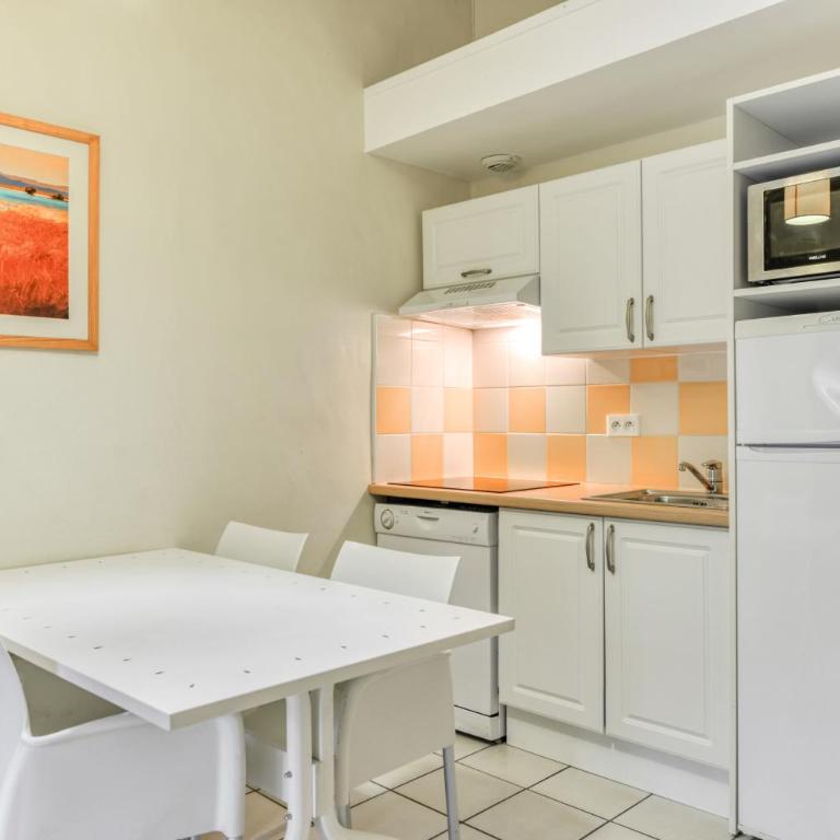 SOWELL RESIDENCES Les Lauriers Roses - Appartement 2 Chambres - 8