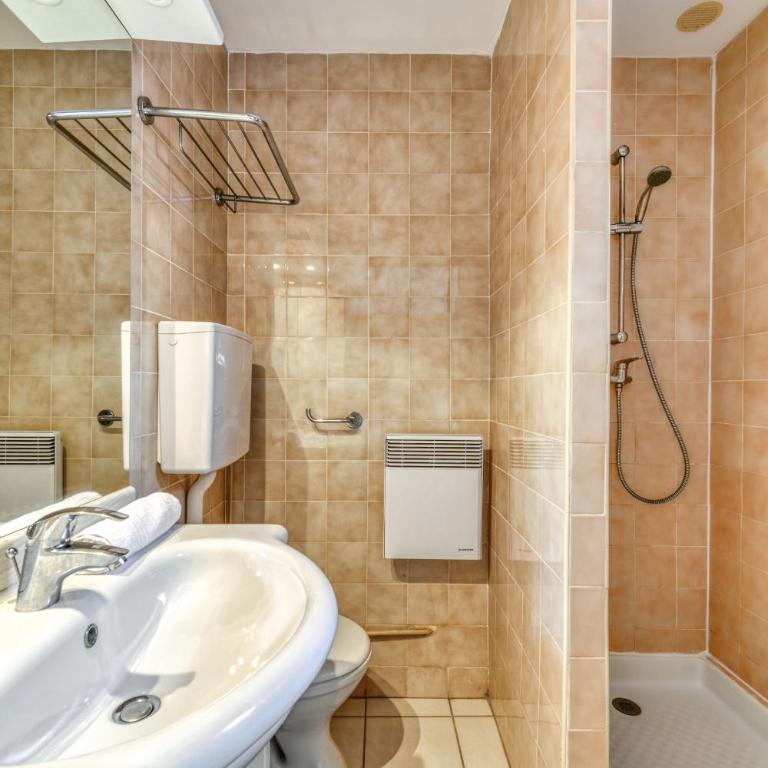 SOWELL RESIDENCES Les Lauriers Roses - Appartement 2 Chambres - 6