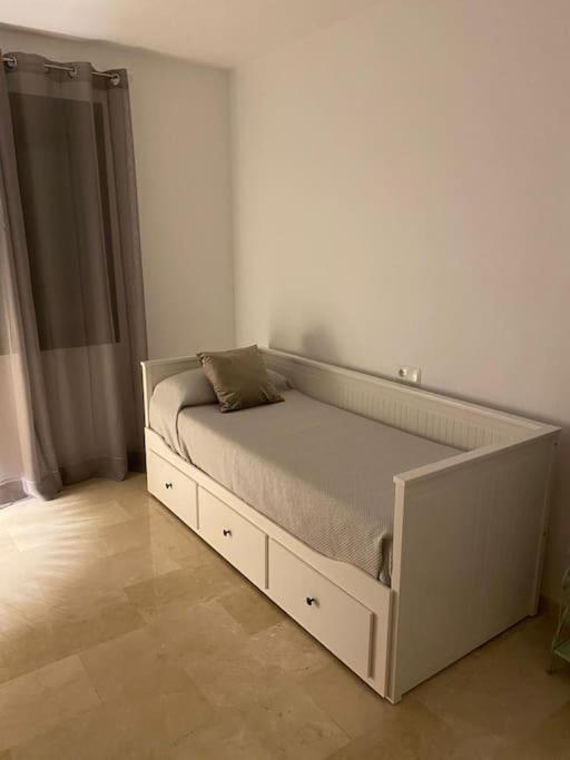 Balcones - Central Estepona 3 bed apt with pool and parking - Apartamento de 3 dormitorios - 16
