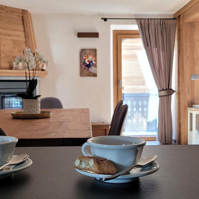 MAISON DAVID - da Nonno Carlo 0034 - Appartamento con 2 Camere da Letto - 4