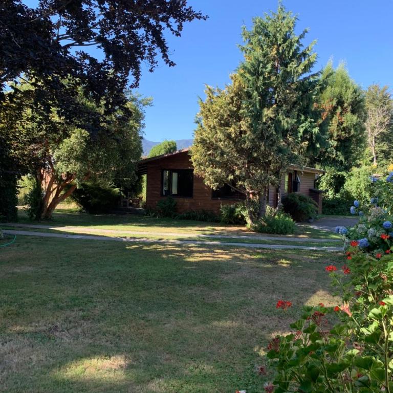Cabaña Pucón - Three-Bedroom House - 2
