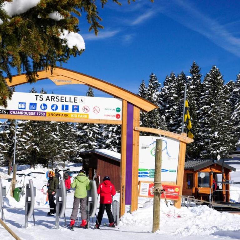 Au pays des marmottes Appartement 6 personnes plein sud sans vis à vis avec terrasse - Apartment mit 2 Schlafzimmern - 20