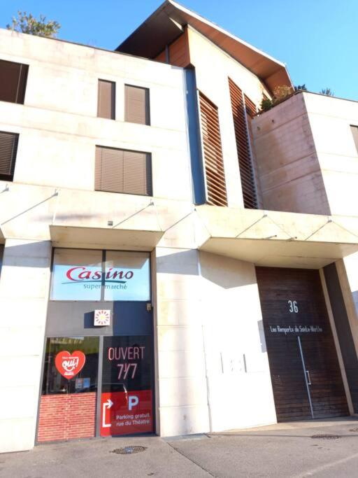 Appartement 8 personnes En face des Remparts Climatisé avec terrasse et Parking - Apartment - 18