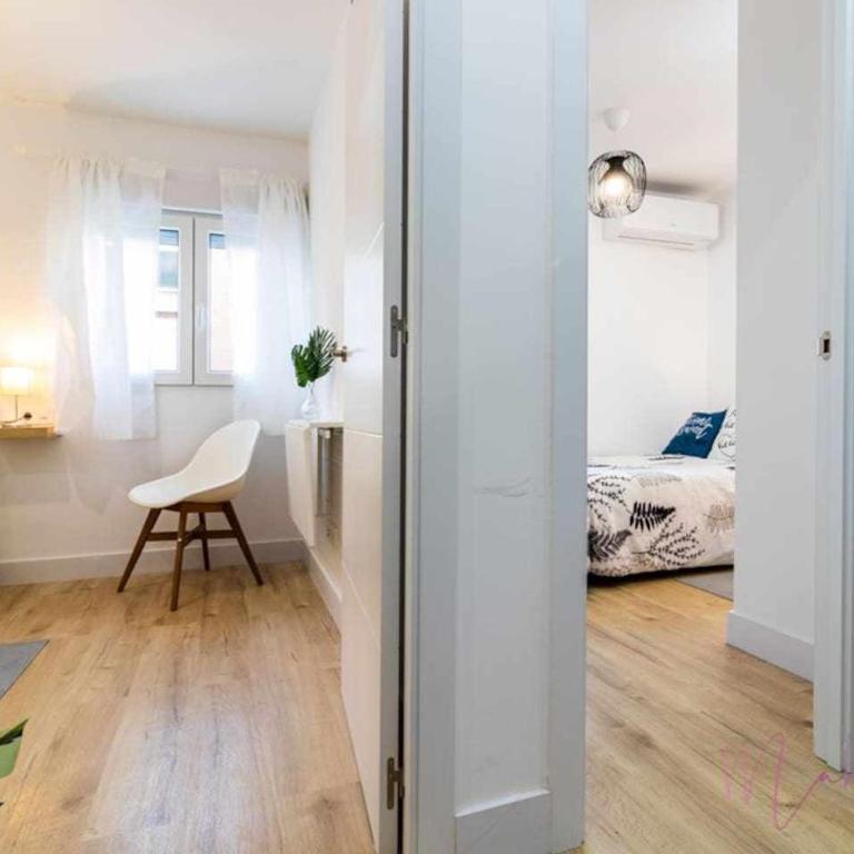 Apartamento 2 en Estadio Sevilla, 6 plazas y metro - Apartamento de 3 dormitorios - 8