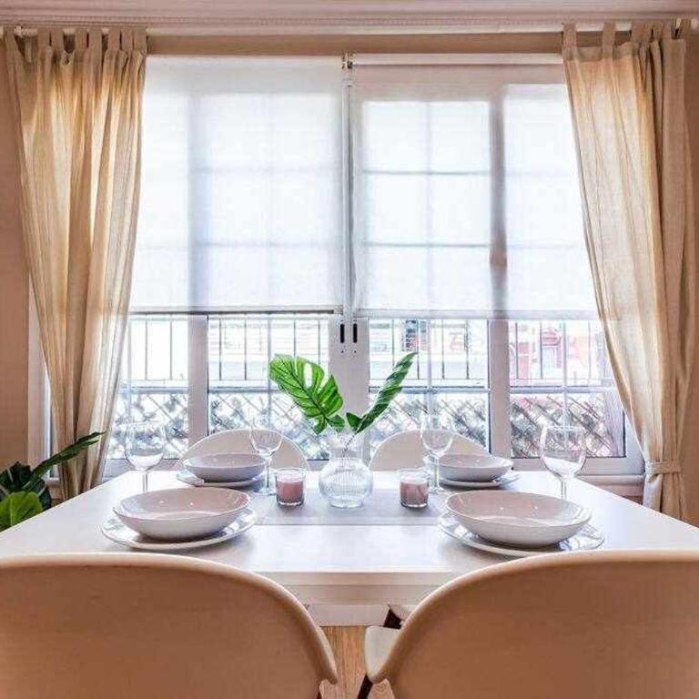 Apartamento 3 en Estadio del Sevilla, 8 plazas y m - Apartamento de 3 dormitorios - 9