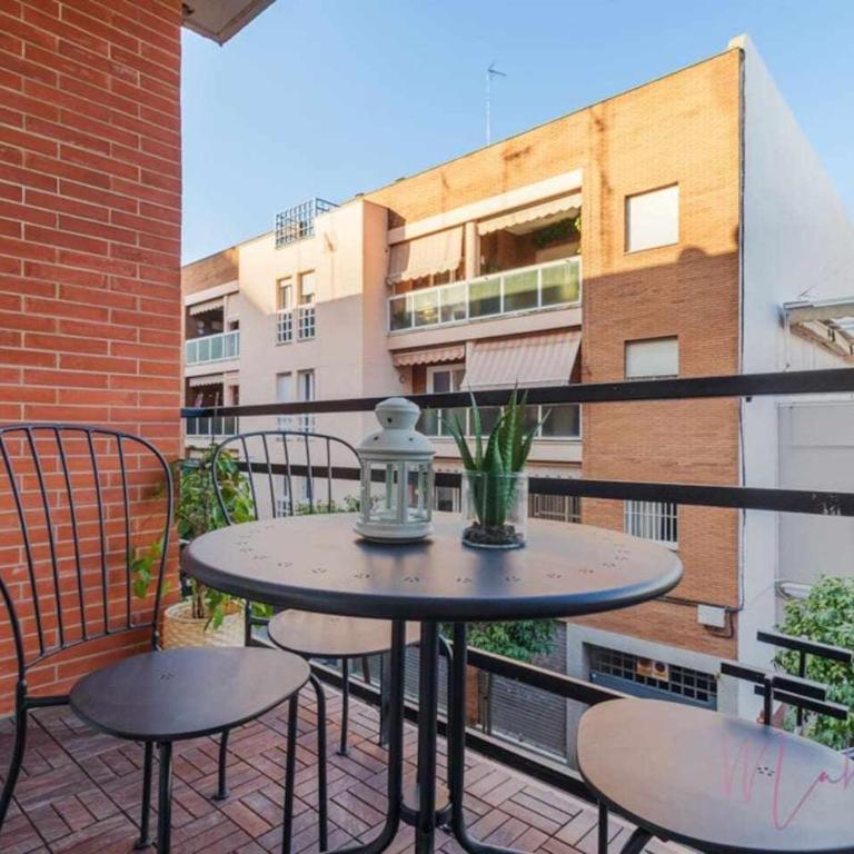 Apartamento 2 en Estadio Sevilla, 6 plazas y metro - Apartamento de 3 dormitorios - 25
