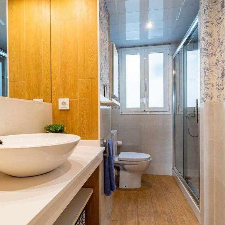 Apartamento 3 en Estadio del Sevilla, 8 plazas y m - Apartamento de 3 dormitorios - 23