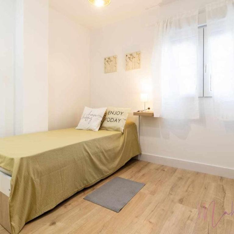 Apartamento 2 en Estadio Sevilla, 6 plazas y metro - Apartamento de 3 dormitorios - 36