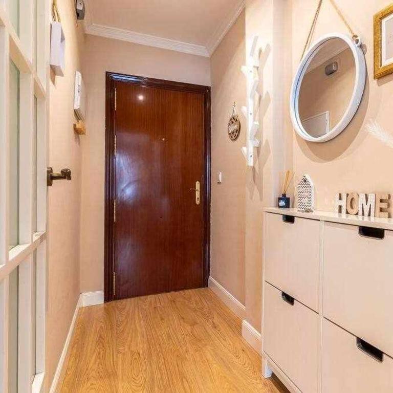 Apartamento 3 en Estadio del Sevilla, 8 plazas y m - Apartamento de 3 dormitorios - 27
