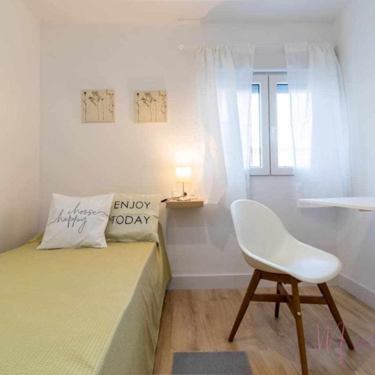 Apartamento 2 en Estadio Sevilla, 6 plazas y metro - Apartamento de 3 dormitorios - 47