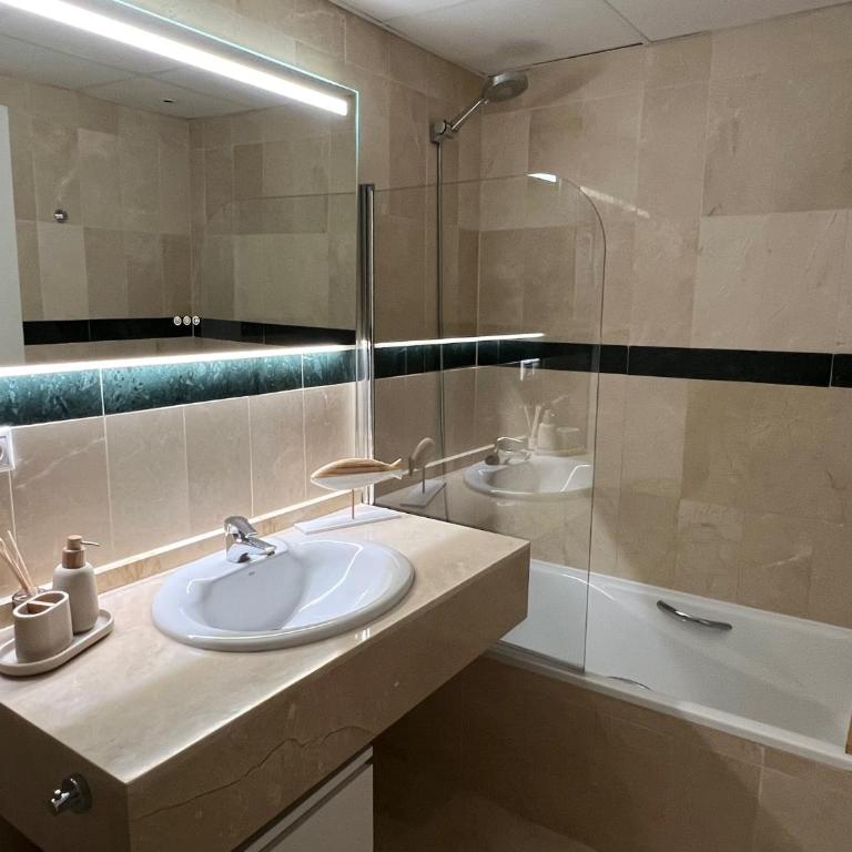 Precioso apartamento con piscina, vistas a mar - Apartamento con vistas al mar - 18