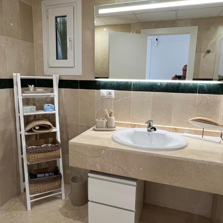 Precioso apartamento con piscina, vistas a mar - Apartamento con vistas al mar - 17