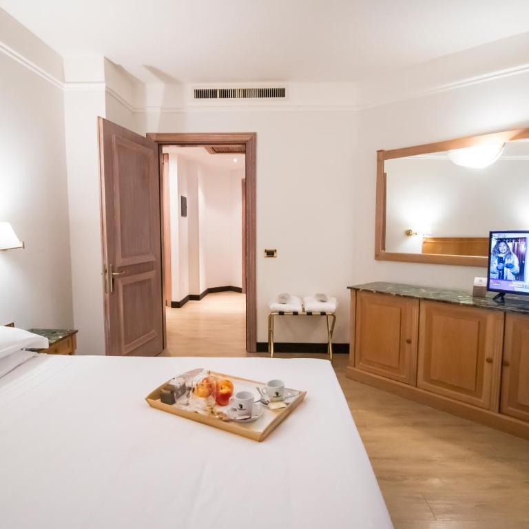 SHG Hotel De La Ville - Suite - 2
