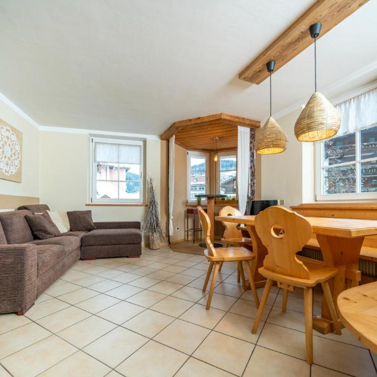 Ciasa Gianot - Appartamento con 2 Camere da Letto e Balcone - 18
