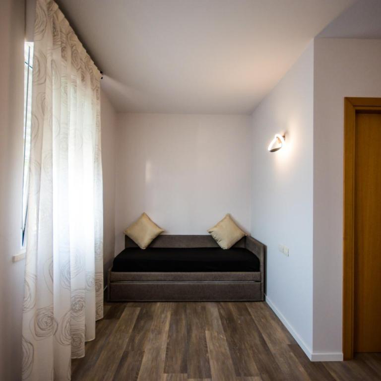 Hotel Eden - Camera Familiare con Terrazza - 5