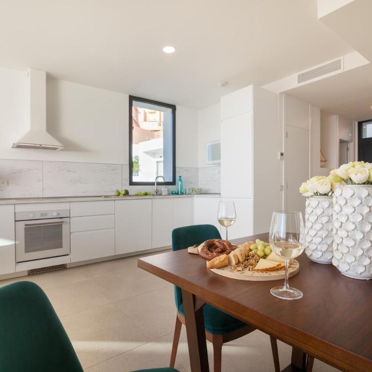 Villa A with priv, heated pool, ocean view THE VIEW TENERIFE - Villa de 3 dormitorios - 26