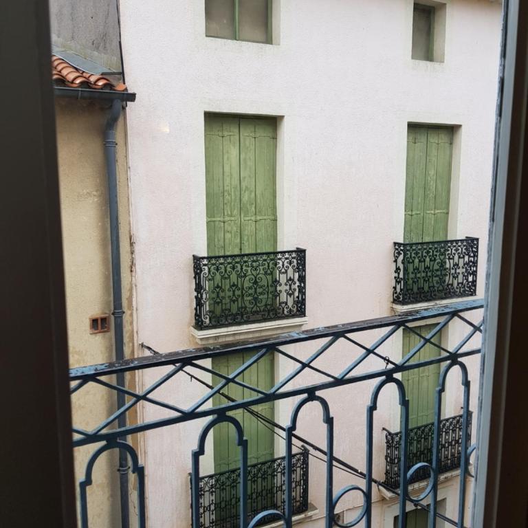 Au QUATRE, 2em étage centre historique - Appartement - 22