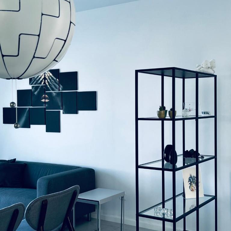 Trendy Casa Linea - Two-Bedroom House - 9