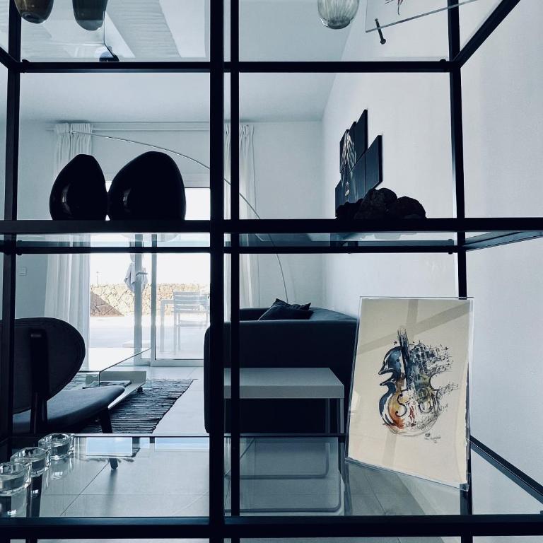 Trendy Casa Linea - Two-Bedroom House - 69