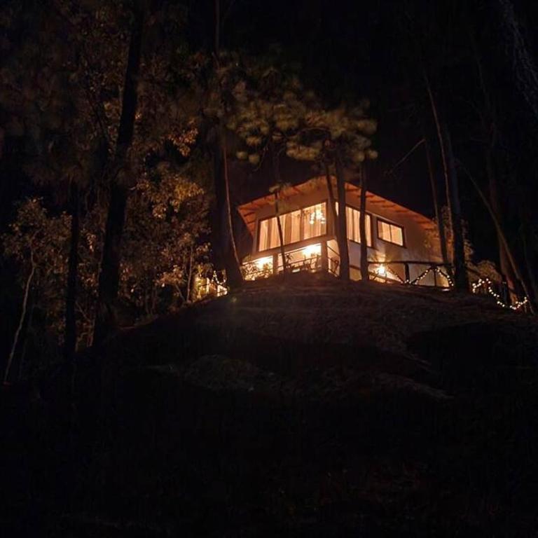Villa Fantasía a 15 min a pie de cascada - Chalet - 37