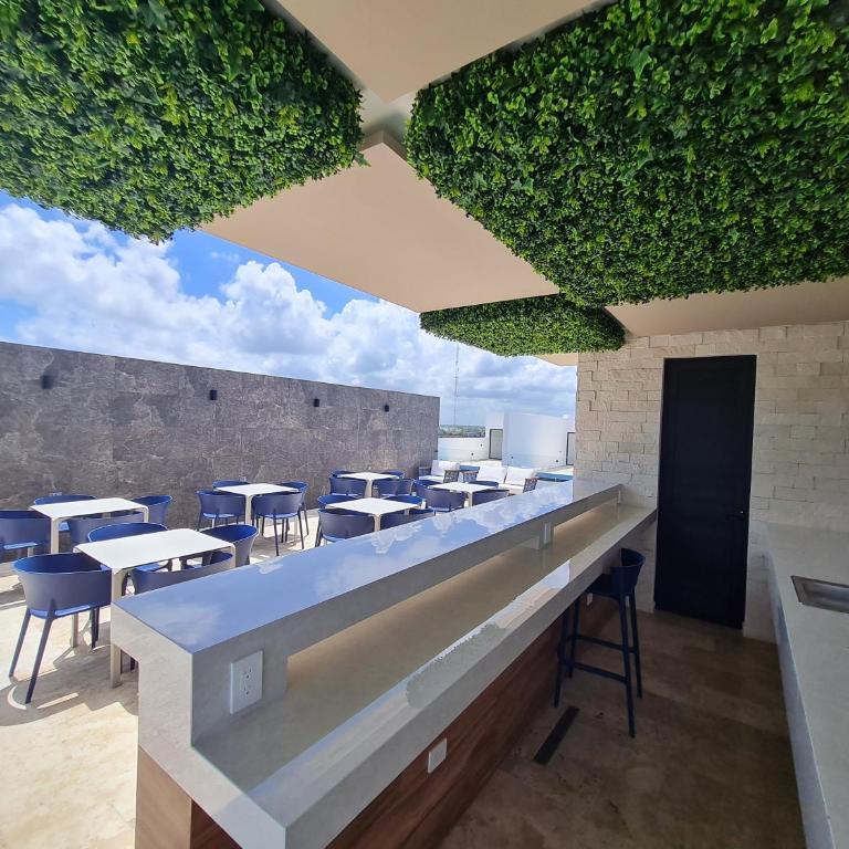Modernos Estudios a pasos De La 5ta Av Pool view - By Yeah - One-Bedroom Apartment - 50