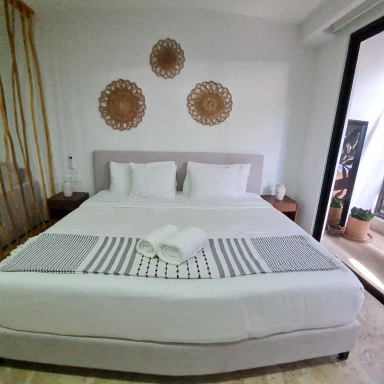 Modernos Estudios a pasos De La 5ta Av Pool view - By Yeah - One-Bedroom Apartment - 13