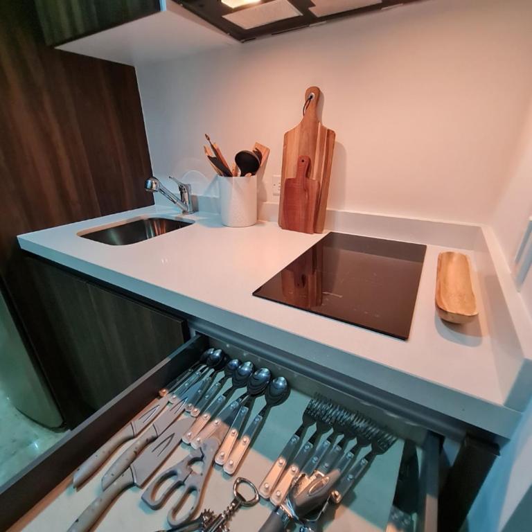 Modernos Estudios a pasos De La 5ta Av Pool view - By Yeah - One-Bedroom Apartment - 44