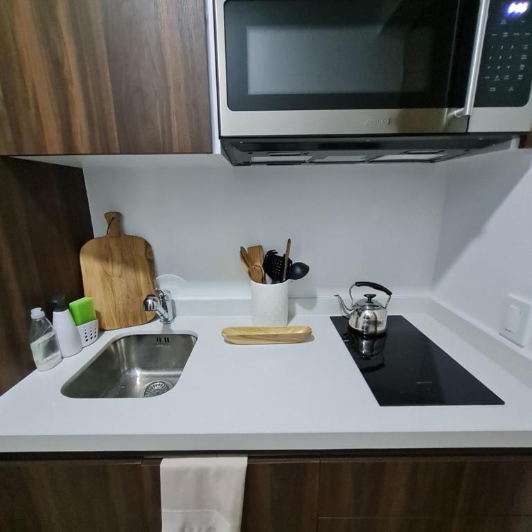 Modernos Estudios a pasos De La 5ta Av Pool view - By Yeah - One-Bedroom Apartment - 46