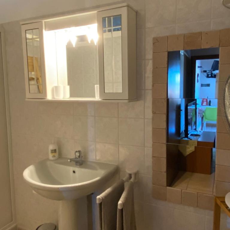 Little Paradise Apartment - Appartamento Standard - 19