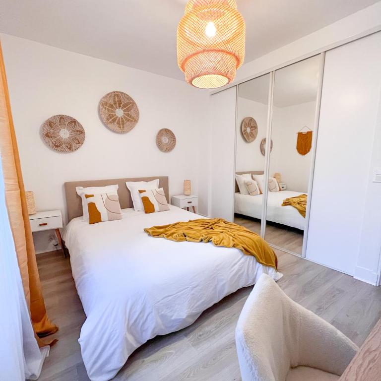 Le jardin secret d'Amiens Hypercentre cathédrale, Parking - Two-Bedroom Apartment - 6