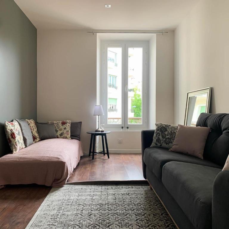 Diane 100 m du lac - Appartement avec Douche - 28