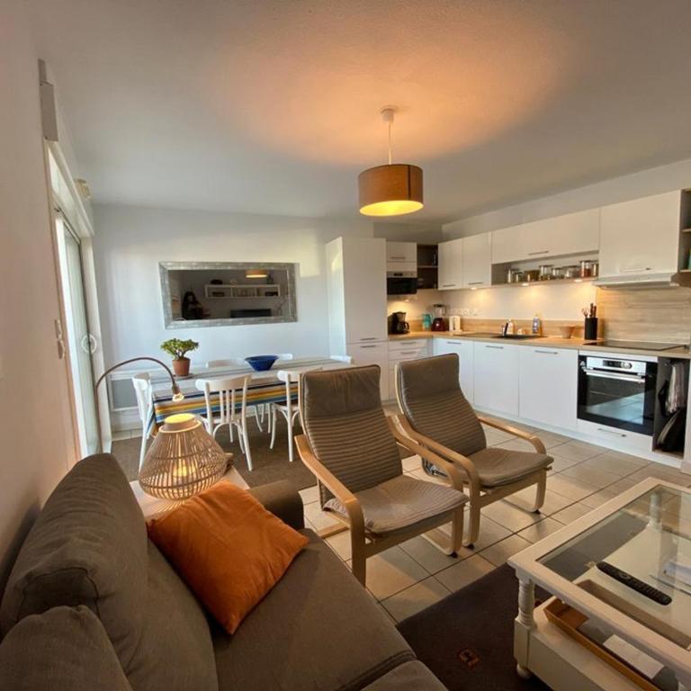 Appartement lumineux 3 chambres à 400m des plages avec parking et WIFI - FR-1-413-113 - Appartement (6 Adultes) - 1