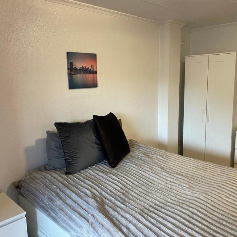 Piso Grande Amplio para grandes grupos 4 Dormitorios 2 baños,Asc 4AC y WIFI - Apartment - 45