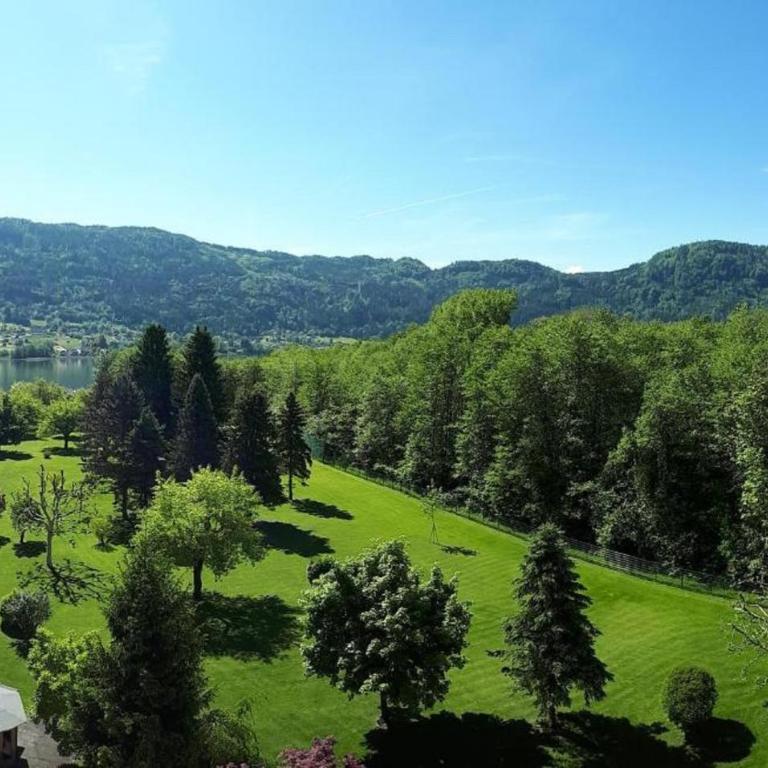ROBERTO Haus KMB Seeappartement am Ossiacher See, Hallenbad, Skiarena Gerlitzen - Apartment mit 2 Schlafzimmern und Balkon - 30