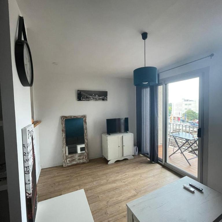 Superbe studio à Canet en Roussillon proche de la plage - Apartamento de 1 dormitorio - 5