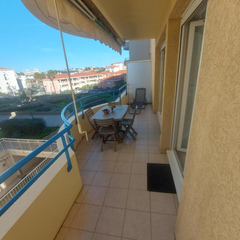 Appartement Antibes juan les pins piscine et mer a 200m - Appartement 1 Chambre - 23