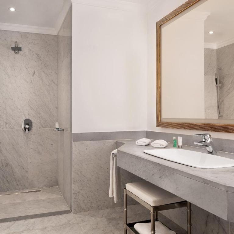The Westin Palace, Milan - Camera Matrimoniale Contemporanea Grand Deluxe - 6