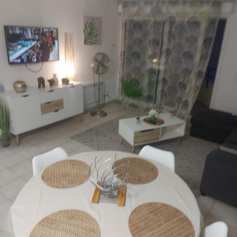 Appartement Antibes juan les pins piscine et mer a 200m - Appartement 1 Chambre - 14