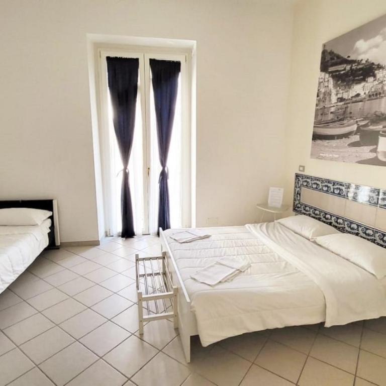 Santi e Saraceni Rooms - Camera Tripla con Balcone - 9
