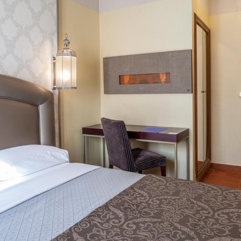 Hotel Macià Alfaros - Habitación Individual - 4