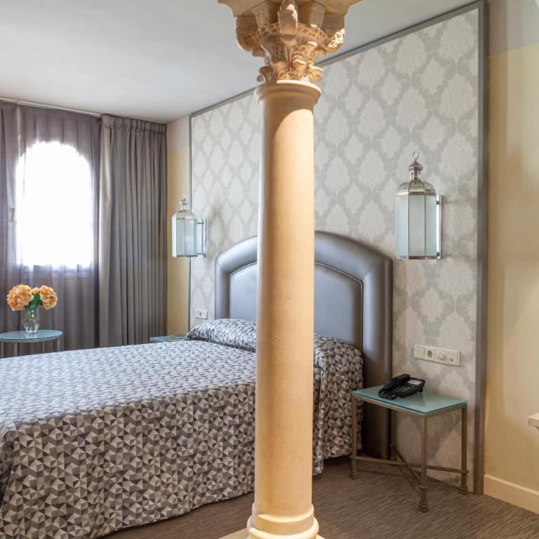 Hotel Macià Alfaros - Suite Junior Familiar - 4